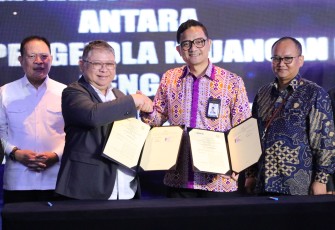 Acara penandatanganan berlangsung pada Senin 23 Desember 2024 di The Westin Jakarta dengan dihadiri oleh pejabat terkait, termasuk Ketua Dewan Pengawas BPKH Firmansyah N. Nazaroedin, Kepala Badan Pelaksana BPKH Fadlul Imasyah, serta jajaran pejabat dari JAM DATUN dan BPKH.