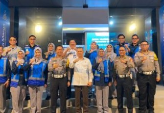 Menhub Dudy dan Kakorlantas Polri saat Tinjau Jalan Tol Jakarta–Cikampek