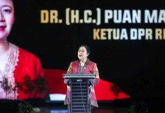 Ketua DPP PDI Perjuangan (PDIP), Puan Maharani saat menghadiri undangan perayaan puncak hari lahir (Harlah) ke-51 Partai Persatuan Pembangunan (PPP).
