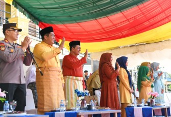 Gubernur Kepri Ansar Ahmad Hadiri Pawai Ta'aruf MTQH Ke-XIII Kabupaten Bintan