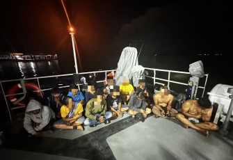 12 Pekerja Migran Non Prosedural dan 2 ABK Speed Mesin 150 PK Berhasil Diamankan Lanal 