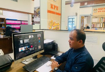 KPU Pasaman Ikuti Zoom Meeting Tentang Uji Beban Pembaruan Laman JDIH