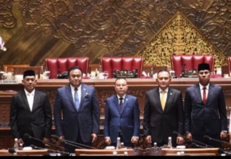 Foto Bersama usai pelantikan