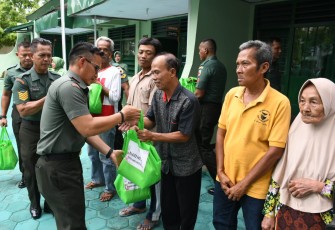 Koramil Tipe B 0802/01 Kota Ponorogo yang menjadi jadwal Kunjungan Kerja (Kunker) Komandan Kodim 0802/Ponorogo, Letkol Inf Hirta Juni Adriansyah, S. Sos. M. Han dan Ketua Persit Kartika Chandra Kirana (KCK) Cabang XVI Kodim Ponorogo, Ny. Ella Hirta Juni Adriansyah, Selasa (23/01/2024)