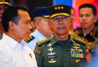 Kasum TNI Hadiri Pelantikan dan Sertijab Sekjen Kemenkumham RI