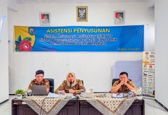 Kepala Dinas (Kadis) Komunikasi Informatika dan Statistik (Kominfotik) Provinsi Bengkulu Oslita Buka Asistensi Penyusunan Arsitektur Sistem  Informasi Arsitektur (SIA) Versi 2 Sistem Pemerintah Berbasis Elektronik (SPBE) Provinsi Bengkulu Tahun 2024