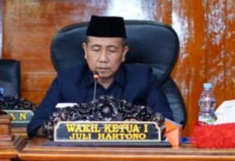 Waka I DPRD BS Juli Hartono