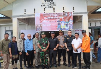 Ketua DPRD Natuna dan Forkopimda Tinjau Sejumlah TPS saat Pilkada 2024