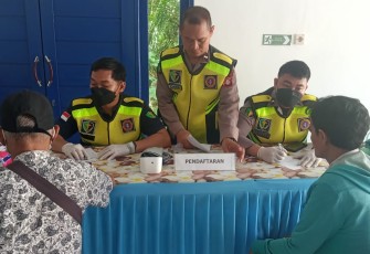 Rumkit Bhayangkara Polda Kalteng Beri Pelayanan Kesehatan Bagi Warga
