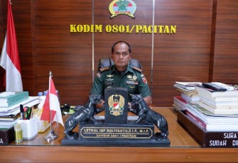 Komandan Kodim 0801/Pacitan Letkol Inf Roliyanto