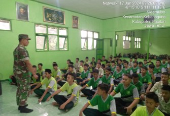 Anggota Koramil 0801/02 Kebonagung Berikan Pembinaan Wasbang 