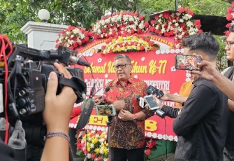 Sekjen DPP PDIP Hasto Kristiyanto saat ditemui di lokasi.