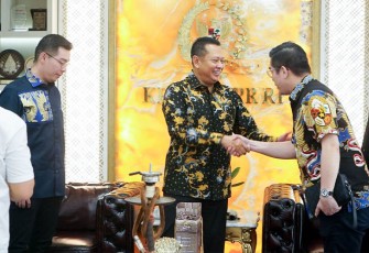 Bamsoet saat menerima perwakilan Kapal Api Group, di Jakarta, Rabu (6/3/24).