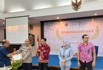 Rumkit Bhayangkara Tingkat III Palangka Raya Polda Kalteng Raih Penghargaan IKPA Terbaik Pertama Kategori Satker BLU