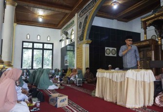 Anggota DPRD Pasbar Ali Nasir Hadiri Pengajian Wirid Yasin Masjid Nurul Huda Tampuniak Kinali