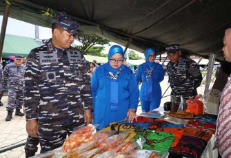 Bazar TNI Koarmada III Sorong