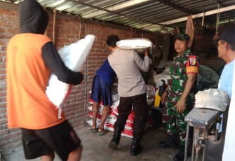 Distribusi pupuk bersubsidi di wilayah desa binaan 