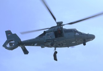 Simulasi Vertical Replenishment Crew HS-1305 