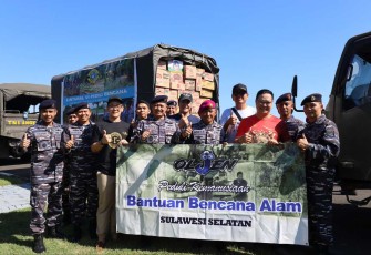 Bantuan logistik Lantamal VI Makassar 