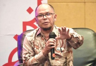Asisten Deputi Pengembangan SDM Perkoperasian KemenkopUKM Nasrun Siagian