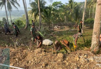 Pembuatan Lapangan Bola Voly Wilayah Desa Binaan 
