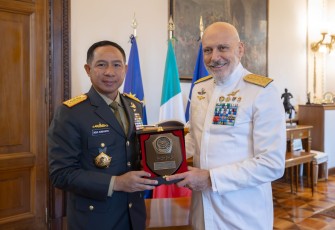Panglima TNI Kunjungi Kepala Staf Pertahanan Italia 