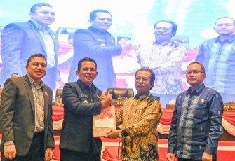 Paripurna DPRD Kepri 