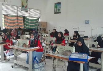 Pelatihan Kerja Berbasis Kompetensi Tahap II oleh UPTD BLK Disnakertrans 
