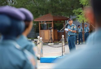 Kepala Staf Koarmada III Laksamana Pertama Singgih Sugiarto