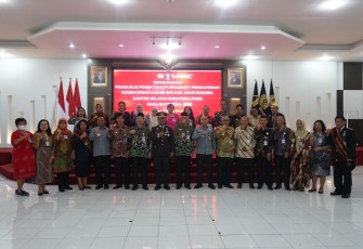 Rangkaian kegiatan hari pengayoman sebanyak 12 orang purnabakti pengayoman diwisuda.