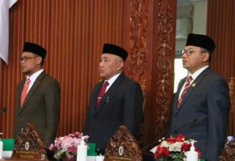 Walikota Depok Mohammad Idris saat menghadiri rapat paripurna DPRD Kota Depok, Jum'at (16/8)