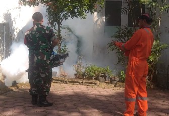 Fogging di wilayah desa binaan 