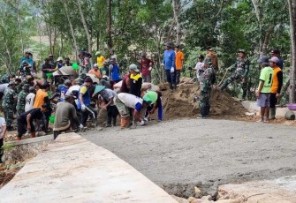 Program karya bakti Satkowil Kodim 0801/Pacitan