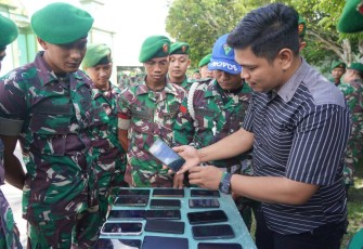 Pemeriksaan HP prajurit Korem 121/Abw terkait judi online 
