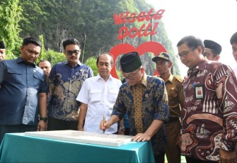Mendes PDT Yandri Susanto