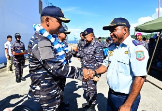 Penyambutan Satgas Port Visit 2024 di Lantamal XIV