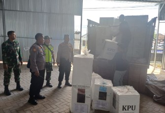 Pengawalan logistik Pilkada 2024