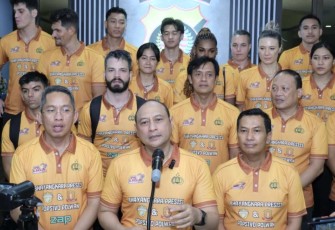 Kapolda Kalbar Irjen Pol Pipit Rismanto saat memberikan keterangan pers