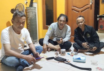 Sekjen KJD Deni Aprianto, Ketua KJD John Hutapea (tengah) Ketua MT Balwan Kota Depok Adie Rakasiwi, Selasa (16/4)