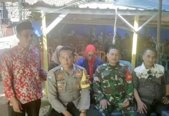 Komsos Babinsa bersama warga binaannya