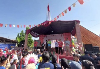 Wakil Walikota Depok Imam Budi Hartono saat memberikan sambutan