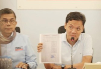 Wakil Ketua Tim Kampanye Nasional (TKN) Prabowo-Gibran, Habiburokhman dalam konferensi pers di Media Center TKN Prabowo-Gibran, Jakarta, Kamis (4/1/24).