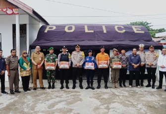 Kepala Kepolisian Daerah (Kapolda) Kalimantan Tengah Irjen Pol Drs. Djoko Poerwanto, mengunjungi Kantor Komisi Pemilihan Umum (KPU) Kab. Barito Selatan (Barsel) di Jalan Melati, Bumtok, Selasa (16/1/2024)