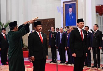 Presiden Joko Widodo saat Lantik Agus Harimurti Yudhoyono sebagai Menteri ATR/Kepala BPN