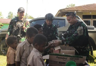 Program Teritorial unggulan Truk Banua Mace Pace (Masyarakat Cerdas Papua Ceria) di Papua.