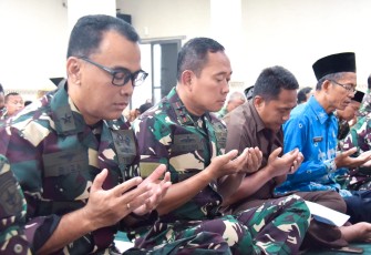 Prajurit Kolinlamil Gelar Do'a Bersama 