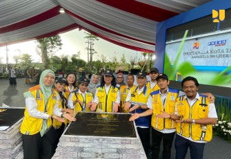 Peresmian IPA Sitanala ini juga dilakukan pada momen yang sama dengan peresmian Bendungan Karian, Senin (8/1/2024)