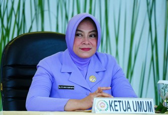 Ketua Umum Dharma Pertiwi Ny. Evi Agus Subiyanto
