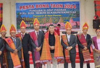 Bupati Natuna, Wan Siswandi menghadiri acara Pesta Bona Taon 2024 Punguan Si Opat Pisoran Boru, Bere, Ibebere Se-Kabupaten Natuna
