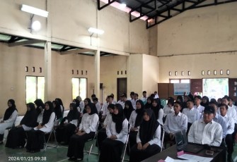 KPU Pasaman Barat Lakukan Pelantikan dan Pengambilan Sumpah Janji Kelompok Penyelenggara Pemungutan Suara 